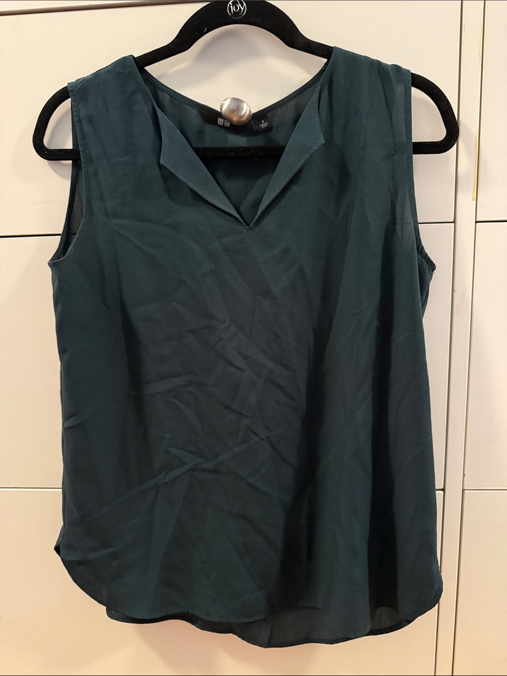 Uniqlo Sleeveless V-Neck Shell Top - Dark Green